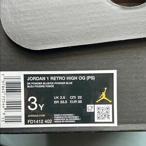 Jordan 1 Retro High OG
Size 3Y 
Dark powder blue